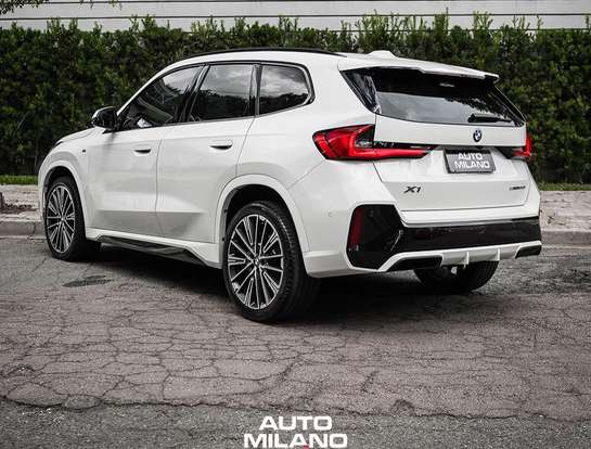 BMW-X1-2023