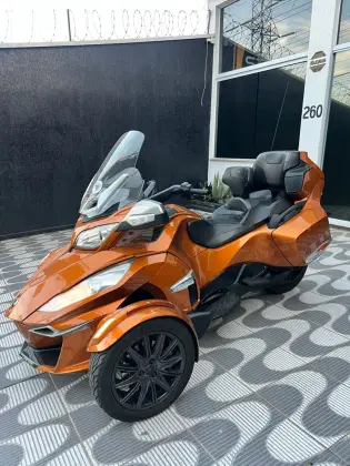 CAN-AM SPYDER RT LIMITED 