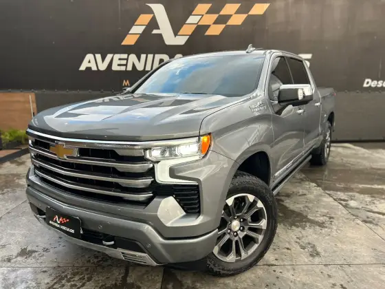 CHEVROLET SILVERADO 5.3 V8 GASOLINA 1500 HIGH COUNTRY 4X4 AUTOMÁTICO CHEVROLET SILVERADO 5.3 V8 GASOLINA 1500 HIGH COUNTRY 4X4 AUTOMÁTICO