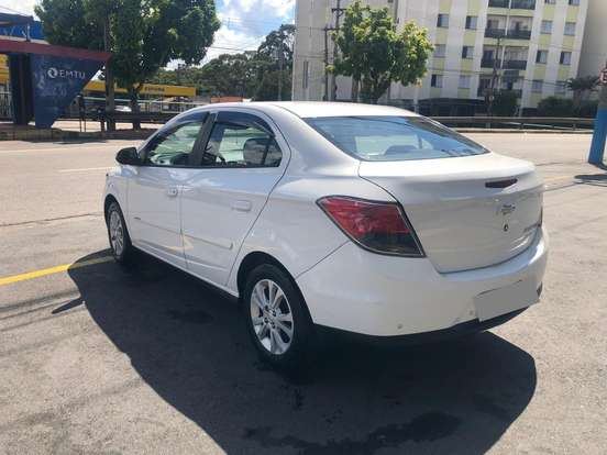 CHEVROLET-PRISMA-2014