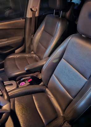 CHEVROLET-TRACKER-2015