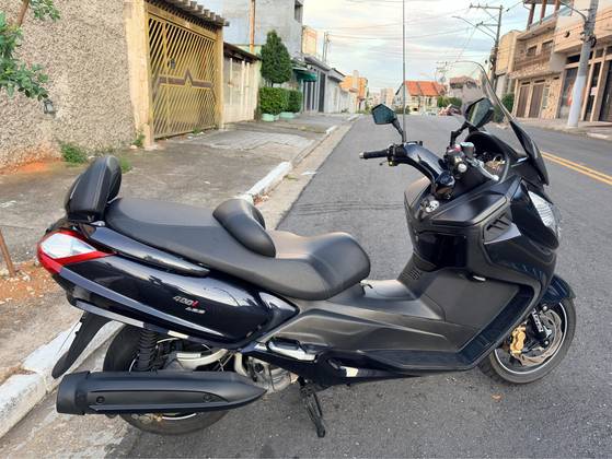 DAFRA MAXSYM 400i 