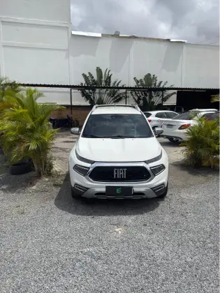 FIAT TORO 2.0 16V TURBO DIESEL RANCH 4WD AT9 FIAT TORO 2.0 16V TURBO DIESEL RANCH 4WD AT9