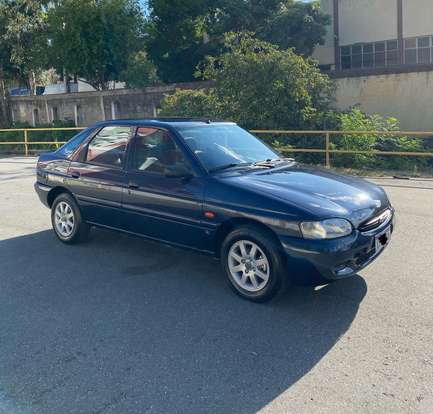 FORD-ESCORT-1999