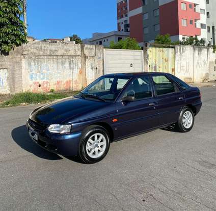FORD-ESCORT-1999