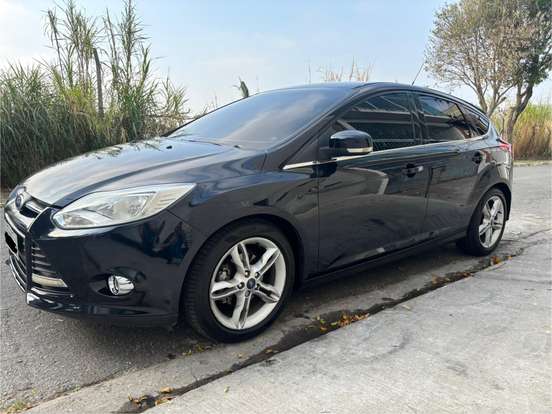 FORD-FOCUS-2.0 SE 16V FLEX 4P POWERSHIFT FORD-FOCUS-2014