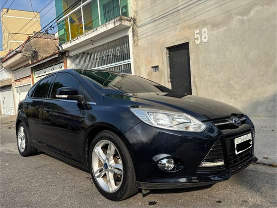 FORD-FOCUS-2.0 SE 16V FLEX 4P POWERSHIFT FORD-FOCUS-2014