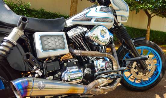 HARLEY-DAVIDSON-DYNA LOW RIDER-2015