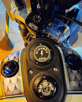 HARLEY-DAVIDSON-DYNA LOW RIDER-2015
