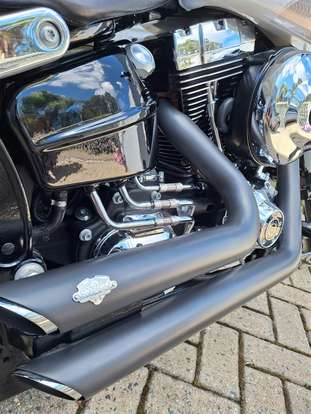 HARLEY-DAVIDSON-SOFTAIL BREAKOUT-2016