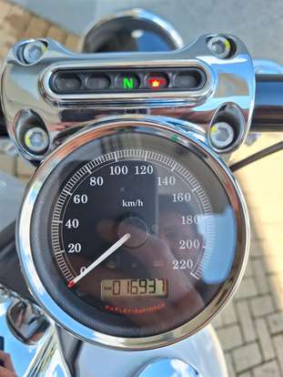 HARLEY-DAVIDSON-SOFTAIL BREAKOUT-2016