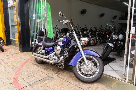 HONDA SHADOW 750 