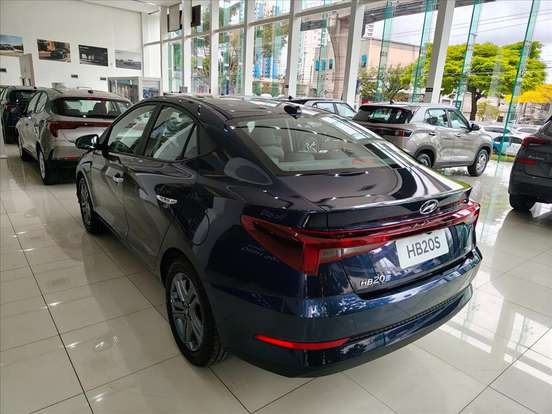 HYUNDAI-HB20S-2025