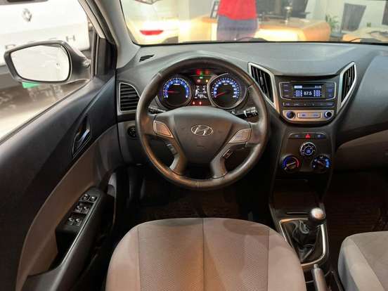 HYUNDAI-HB20S-1.0 COMFORT PLUS 12V FLEX 4P MANUAL HYUNDAI-HB20S-2018