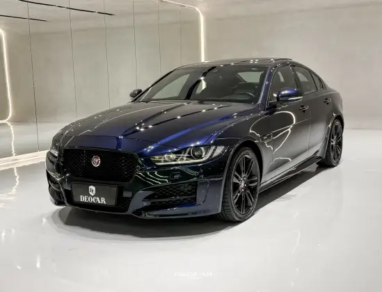 JAGUAR XE 2.0 16V INGENIUM P250 GASOLINA R-SPORT 4P AUTOMÁTICO