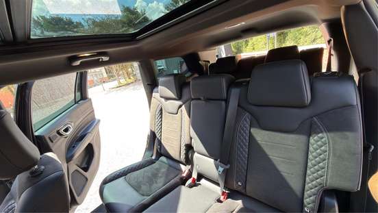 JEEP-COMMANDER-2025