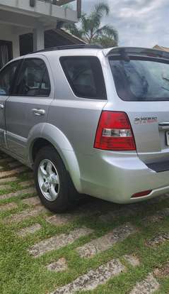 KIA-SORENTO-2008