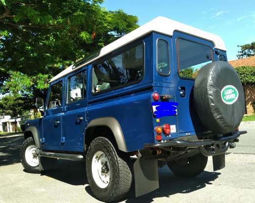 LAND ROVER-DEFENDER-2004