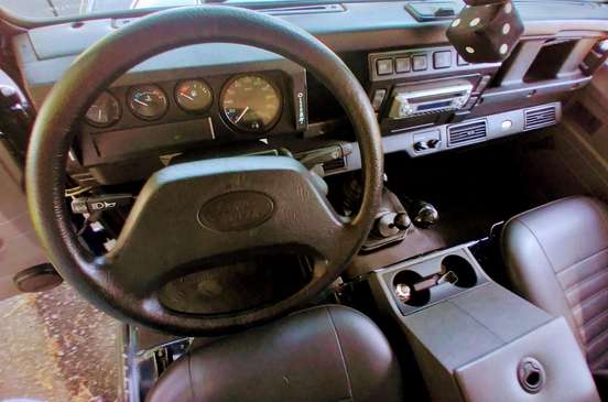 LAND ROVER-DEFENDER-2004
