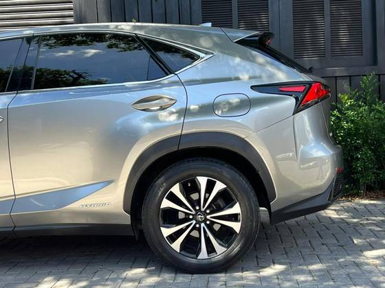 /en/city-espirito-santo/cate-car-used-car/lexus-nx-300h-2019-2-5-16v-vvt-i-hybrid-f-sport-cvt-awd-42273786488226816/-16