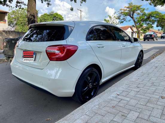 MERCEDES-BENZ-A 200-1.6 TURBO URBAN 16V GASOLINA 4P AUTOMÁTICO MERCEDES-BENZ-A 200-2015