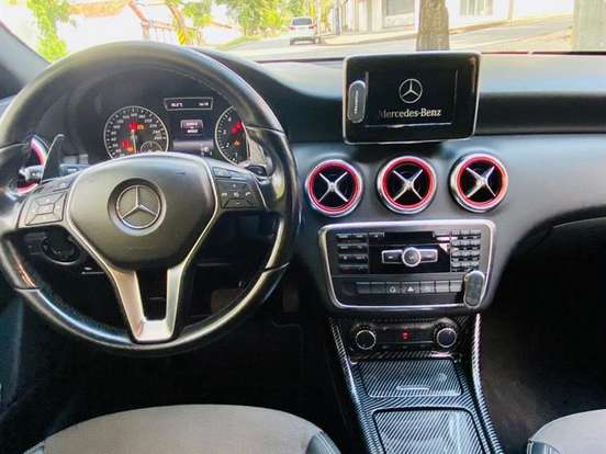 MERCEDES-BENZ-A 200-1.6 TURBO URBAN 16V GASOLINA 4P AUTOMÁTICO MERCEDES-BENZ-A 200-2015