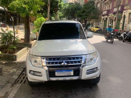 MITSUBISHI-PAJERO FULL-3.2 HPE 4X4 16V TURBO INTERCOOLER DIESEL 4P AUTOMÁTICO MITSUBISHI-PAJERO FULL-2014