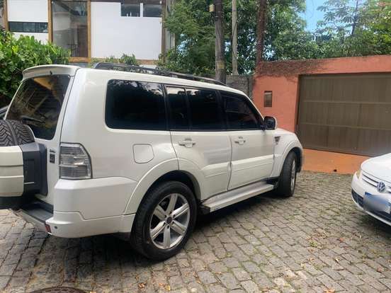 MITSUBISHI-PAJERO FULL-3.2 HPE 4X4 16V TURBO INTERCOOLER DIESEL 4P AUTOMÁTICO MITSUBISHI-PAJERO FULL-2014