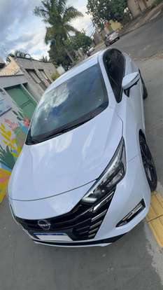 NISSAN-VERSA-2024