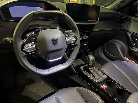 PEUGEOT-2008-2024