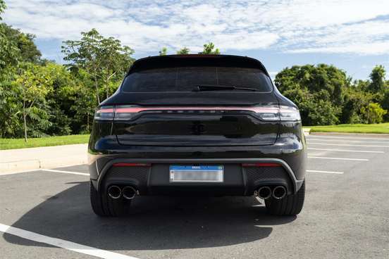PORSCHE-MACAN-2024