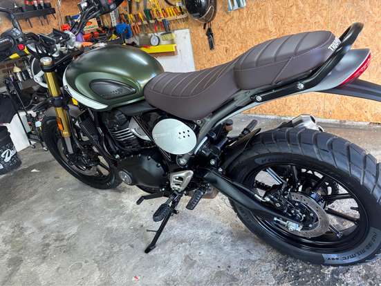 TRIUMPH-SCRAMBLER 400 X-2025