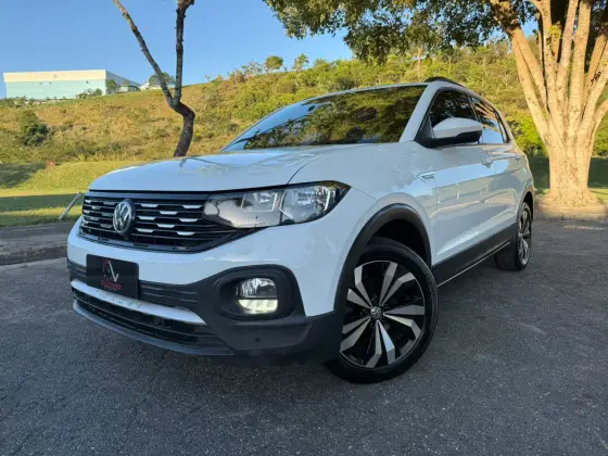 VOLKSWAGEN T-CROSS 1.0 200 TSI TOTAL FLEX COMFORTLINE AUTOMÁTICO