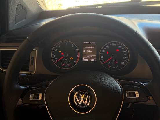 VOLKSWAGEN-FOX-1.6 MSI TOTAL FLEX XTREME 4P MANUAL VOLKSWAGEN-FOX-2020
