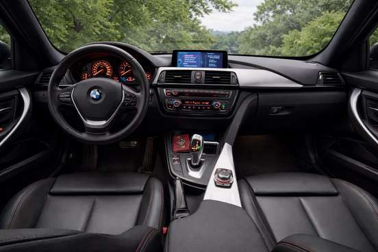BMW-320i-2.0 16V TURBO GASOLINA 4P AUTOMÁTICO BMW-320i-2013