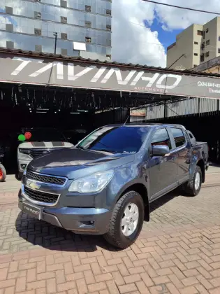 CHEVROLET S10 2.4 LT 4X2 CD 8V FLEX 4P MANUAL CHEVROLET S10 2.4 LT 4X2 CD 8V FLEX 4P MANUAL