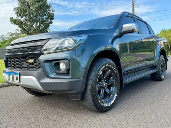 CHEVROLET S10 2.8 16V TURBO DIESEL HIGH COUNTRY CD 4X4 AUTOMÁTICO