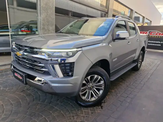 CHEVROLET S10 2.8 16V TURBO DIESEL HIGH COUNTRY CD 4X4 AUTOMÁTICO