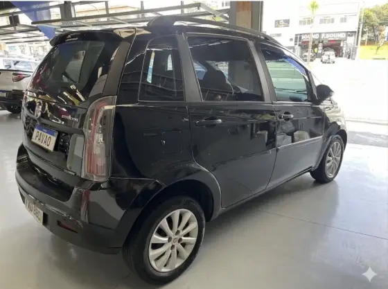 FIAT IDEA 1.4 MPI ATTRACTIVE 8V FLEX 4P MANUAL FIAT IDEA 1.4 MPI ATTRACTIVE 8V FLEX 4P MANUAL