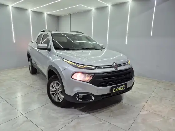 FIAT TORO 1.8 16V EVO FLEX FREEDOM AT6 FIAT TORO 1.8 16V EVO FLEX FREEDOM AT6
