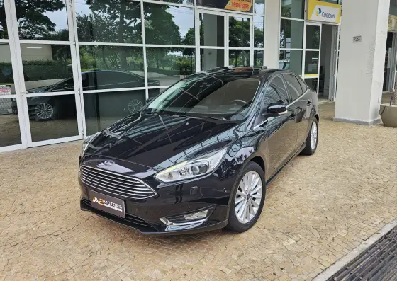 FORD FOCUS 2.0 TITANIUM PLUS 16V FLEX 4P POWERSHIFT FORD FOCUS 2.0 TITANIUM PLUS 16V FLEX 4P POWERSHIFT
