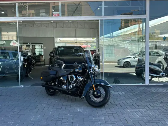 HARLEY-DAVIDSON SOFTAIL HERITAGE CLASSIC 