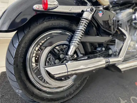 HARLEY-DAVIDSON-SPORTSTER XL 883-2005