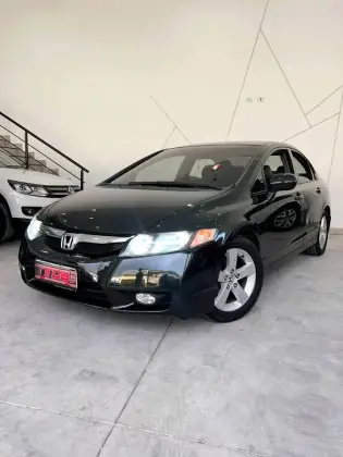 HONDA CIVIC 1.8 LXS 16V FLEX 4P AUTOMÁTICO