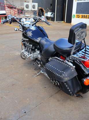 HONDA-VALKYRIE-2000
