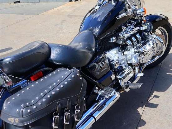 HONDA-VALKYRIE HONDA-VALKYRIE-2000