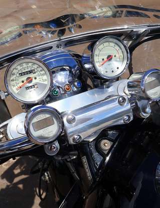 HONDA-VALKYRIE-2000