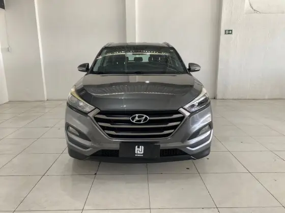 HYUNDAI TUCSON 1.6 16V T-GDI GASOLINA GL ECOSHIFT HYUNDAI TUCSON 1.6 16V T-GDI GASOLINA GL ECOSHIFT