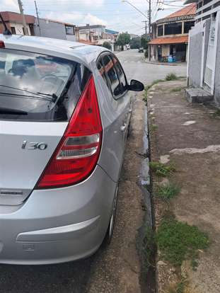 HYUNDAI-I30-2.0 MPFI GLS 16V GASOLINA 4P AUTOMÁTICO HYUNDAI-I30-2010
