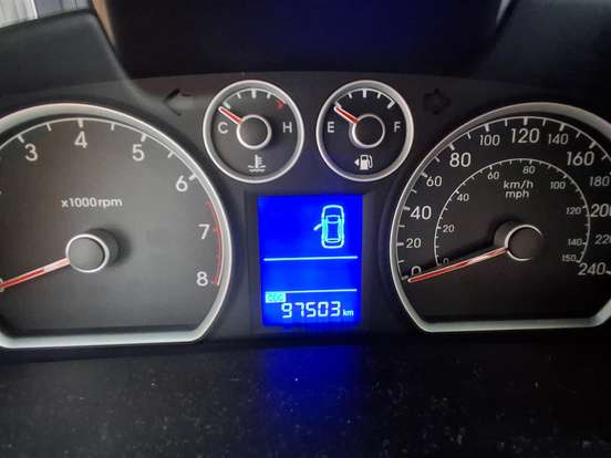 HYUNDAI-I30-2.0 MPFI GLS 16V GASOLINA 4P AUTOMÁTICO HYUNDAI-I30-2011